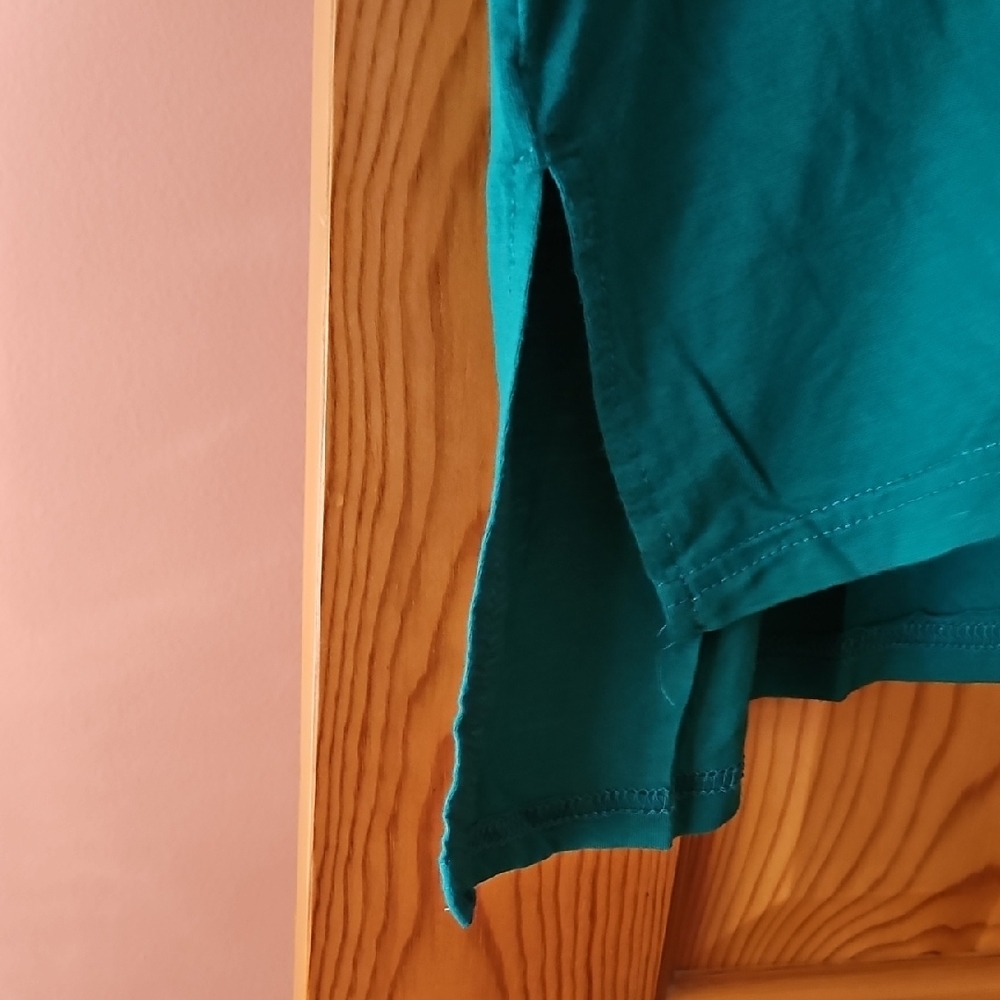 NWOT Monnuro Short Sleeve Top - Picture 4 of 5